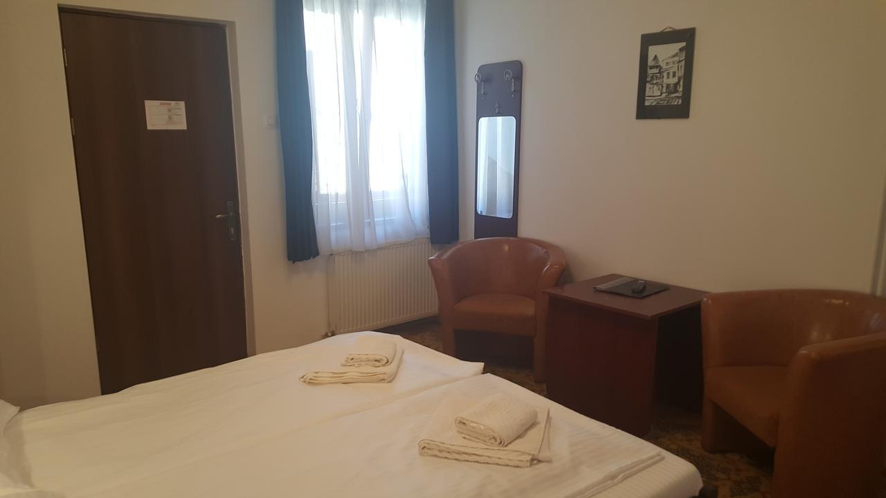 Pensiunea Podul Minciunilor Sibiu Exterior foto