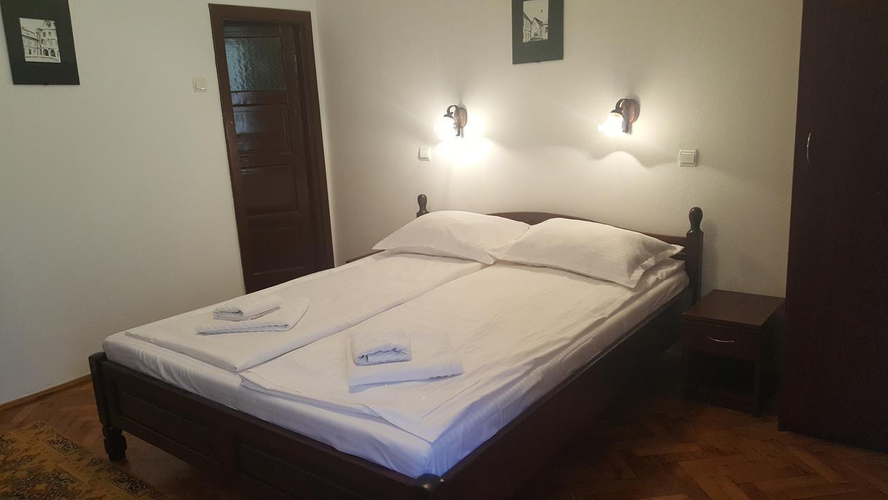 Pensiunea Podul Minciunilor Sibiu Exterior foto